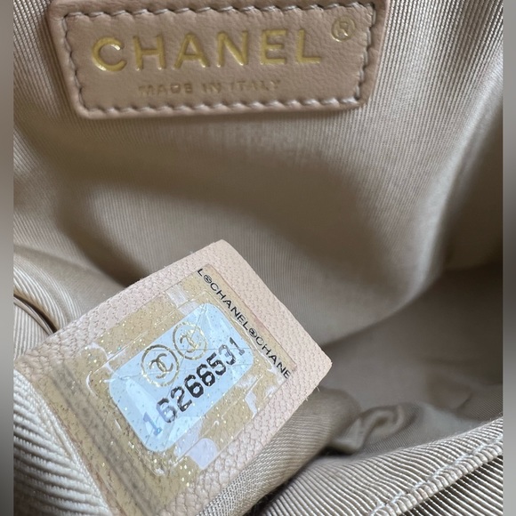 Chanel large maxi metallic bronze quilted boy flap bag - Picture 11 of 15